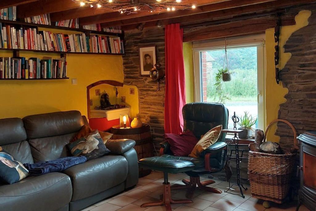 L'Ardoisiere: Jolie Maison Ardennaise. Villa Alle Exterior photo